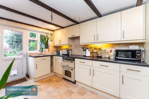 Photo 17- click for photo gallery